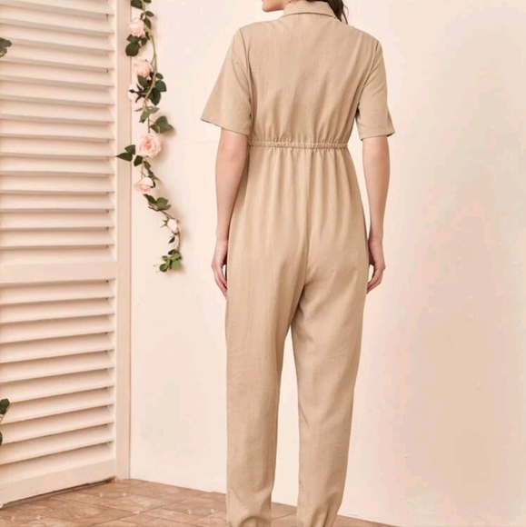 Single breasted flap detail shirt jumpsuit in khaki - Picture 2 of 2